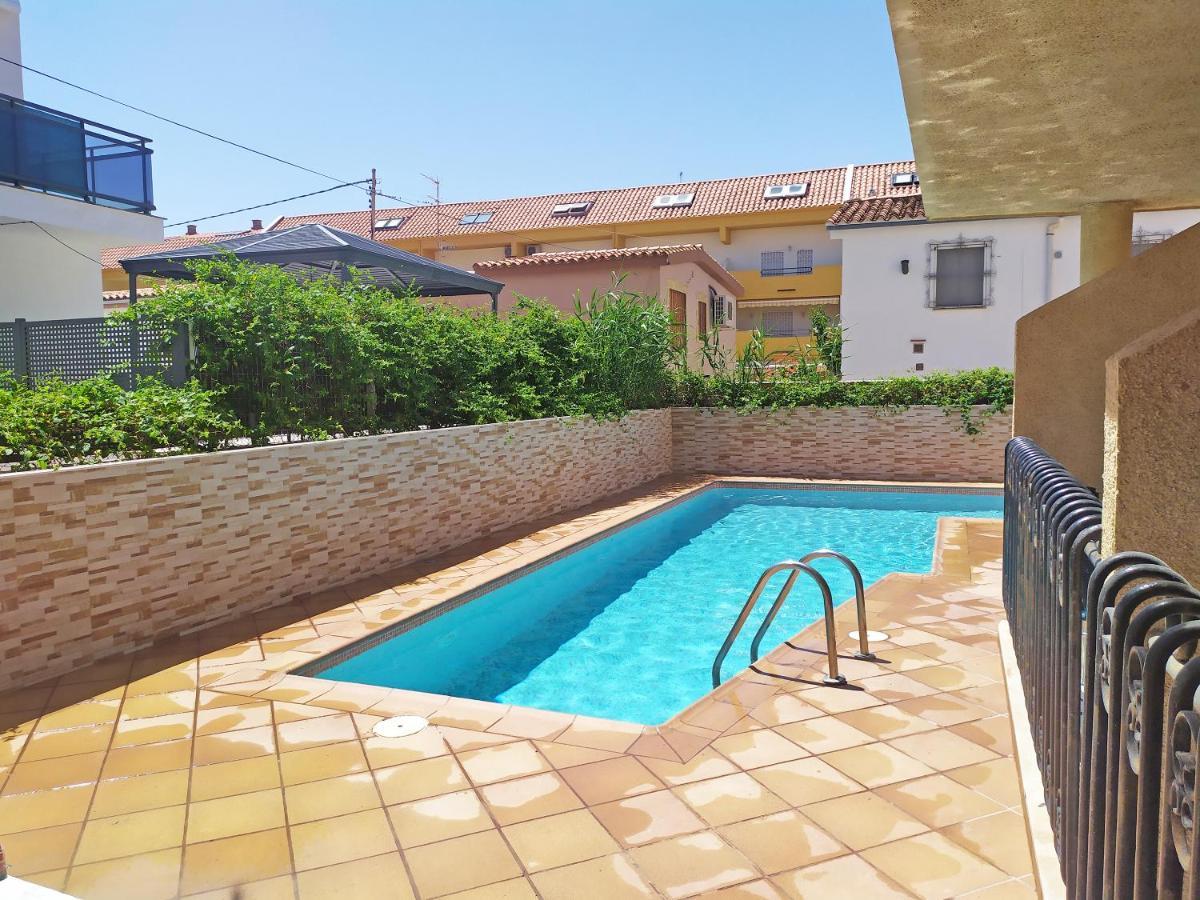 Apartamentos Dona Carmen 3000 オロペサ・デル・マール エクステリア 写真