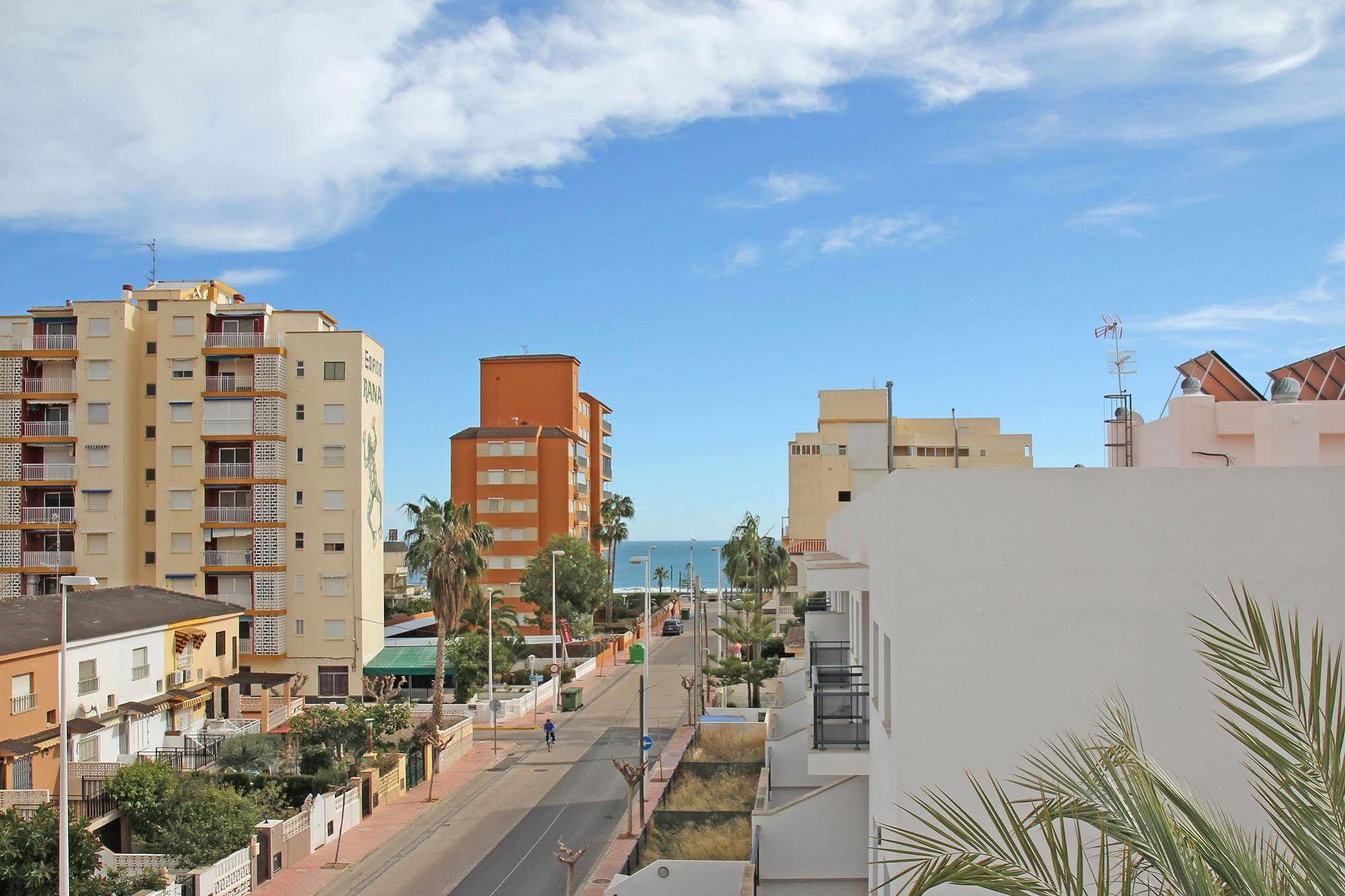 Apartamentos Dona Carmen 3000 オロペサ・デル・マール エクステリア 写真