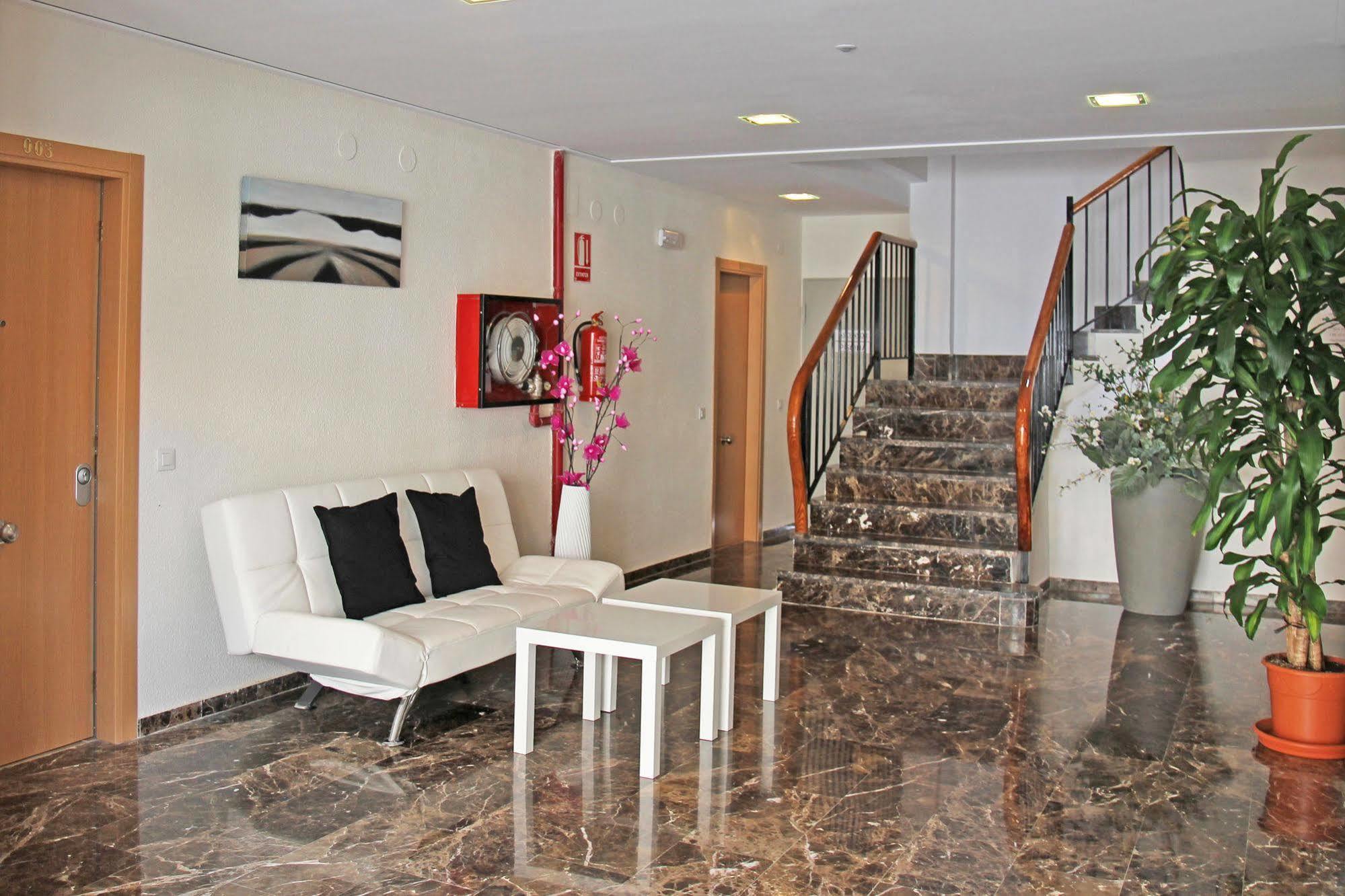 Apartamentos Dona Carmen 3000 オロペサ・デル・マール エクステリア 写真