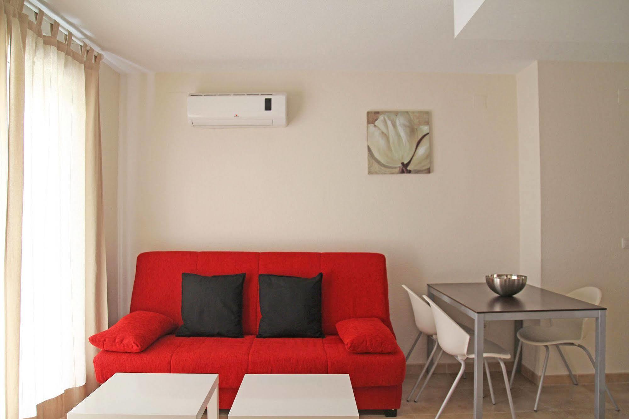 Apartamentos Dona Carmen 3000 オロペサ・デル・マール エクステリア 写真
